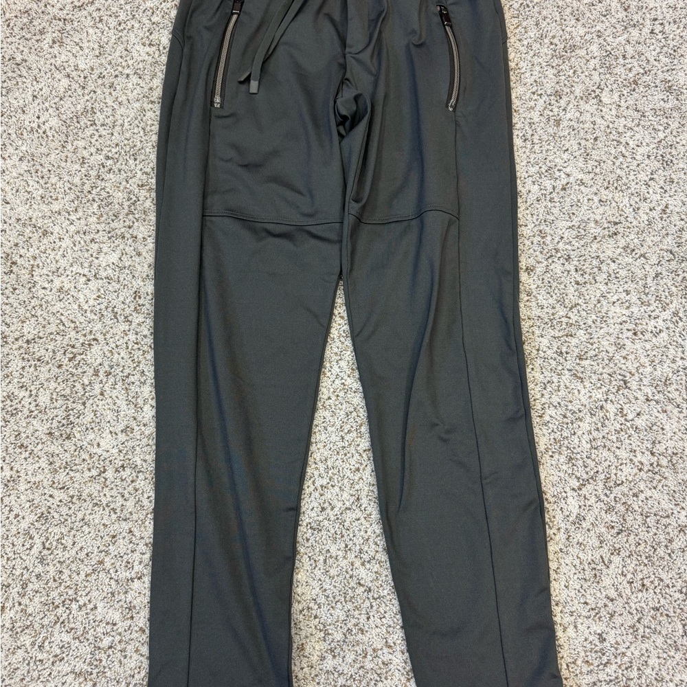 Women’s olive green pant